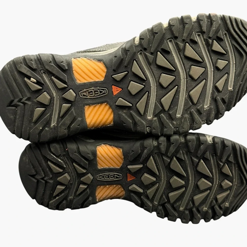 Keen equals women